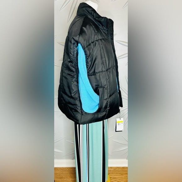 NWT Nike SZ XXL women’s oversized Therma-Fit technology vest, coral/bust 60” - Picture 10 of 16